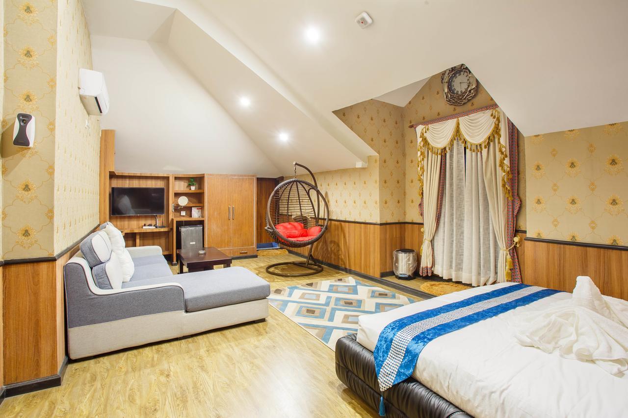 Royal Empire Boutique Hotel Kathmandu Exterior photo