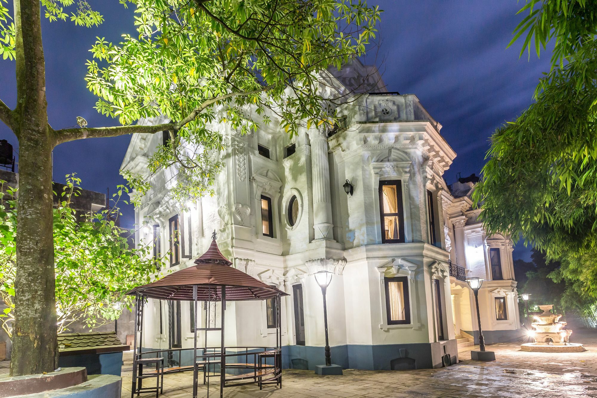 Royal Empire Boutique Hotel Kathmandu Exterior photo