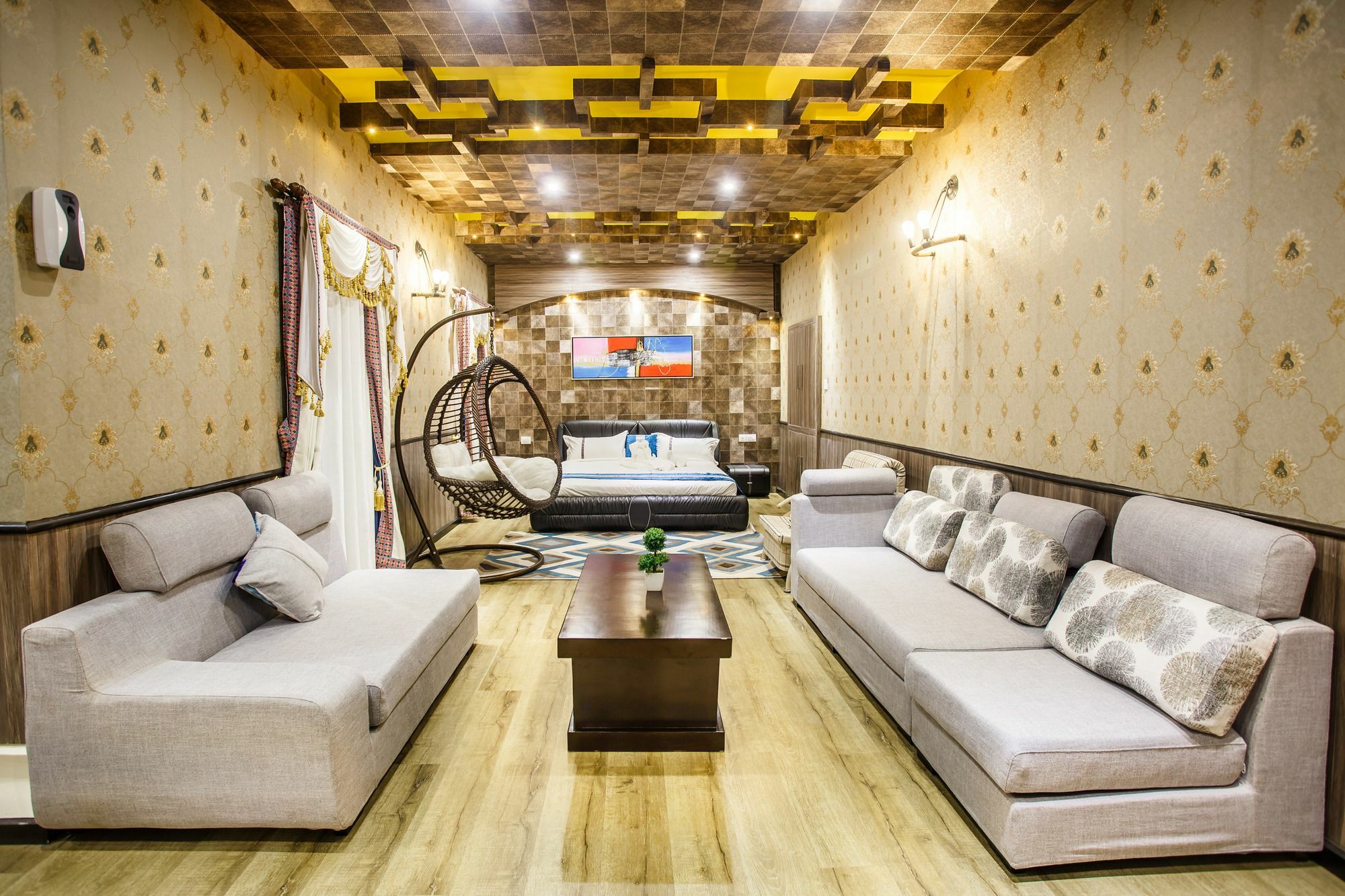 Royal Empire Boutique Hotel Kathmandu Exterior photo